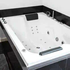 HG Hygiënische Whirlpool Reiniger - 1L - Verwijdert Kalk, Vet, Zeep En Olie - Veilig In Gebruik Voor Whirlpool En Jacuzzi's 10 HG Hygiënische Whirlpool Reiniger - 1L - Verwijdert Kalk, Vet, Zeep En Olie - Veilig In Gebruik Voor Whirlpool En Jacuzzi's -Lifestyle-Productwinkel 1200x1200 1122