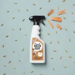 Marcel's Green Soap Allesreiniger Spray - Sandelhout & Kardemom - 500ML 14 Marcel's Green Soap Allesreiniger Spray - Sandelhout & Kardemom - 500ML -Lifestyle-Productwinkel 1200x1200 1188