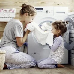 Omo Wit XXL Vloeibaar Wasmiddel - 80 Wasbeurten - Voordeelfles 17 Omo Wit XXL Vloeibaar Wasmiddel - 80 Wasbeurten - Voordeelfles -Lifestyle-Productwinkel 1200x1200 125