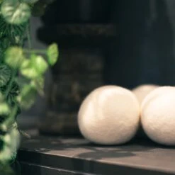 FAVE Drogerballen XL - 6 Stuks - Inclusief 2x Lavendelolie & Opbergzakje - Wasbol - Wasballen - Doseerbol - Droogballen - Duurzaam -Lifestyle-Productwinkel 1200x1200 544