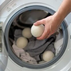 Merkloos Chinchilla® Drogerballen XXL - Set Van 6 Stuks - Herbruikbare Wasdrogerballen - Droogballen - Energiebesparing - Drogerballen Voor Wasdrogers - Wasbollen -Lifestyle-Productwinkel 1200x1200 570