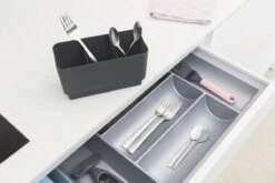 Brabantia SinkSide Afdruiprek - Dark Grey -Lifestyle-Productwinkel 1200x800 5