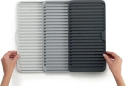 Joseph Joseph - Tier - Afdruipmat - Uitschuifbaar - Grijs 18 Joseph Joseph - Tier - Afdruipmat - Uitschuifbaar - Grijs -Lifestyle-Productwinkel 1200x814 2