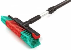 Vikan 524752 Hoekborstel Met Watertoevoer High/Low 280mm Zacht/Gespleten Haren 15 Vikan 524752 Hoekborstel Met Watertoevoer High/Low 280mm Zacht/Gespleten Haren -Lifestyle-Productwinkel 1200x835 1