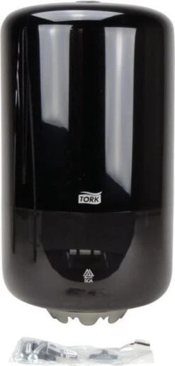 Tork Mini Centerfeed Poetspapier Dispenser Kunststof Zwart M1 -Lifestyle-Productwinkel 574x1200 1