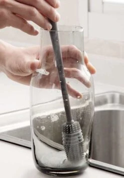 Merkloos Afwasborstel Voor Lange Glazen - Siliconenborstel Lange Glazen - Baby Flessenborstel - Duurzame Afwasborstel - Siliconen Afwasborstel -Lifestyle-Productwinkel 834x1200 1